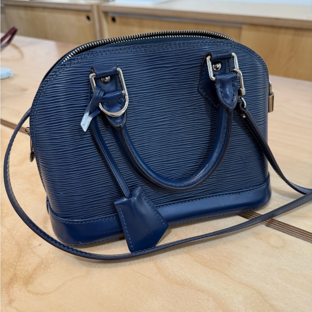 Louis Vuitton Alma Handbag Epi Leather BB - Blue